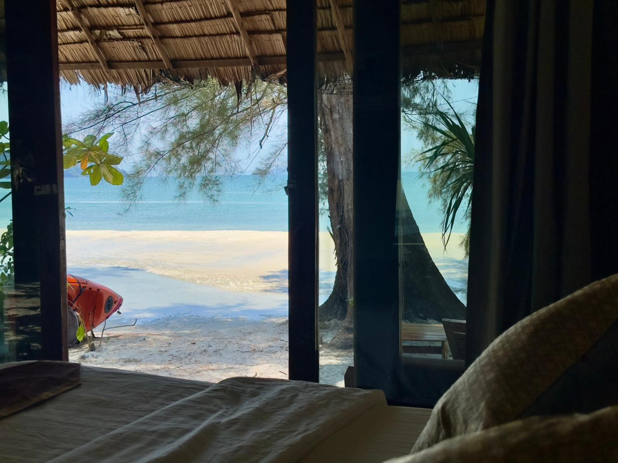 La Ong Lay Hotel Koh Phayam Exterior foto